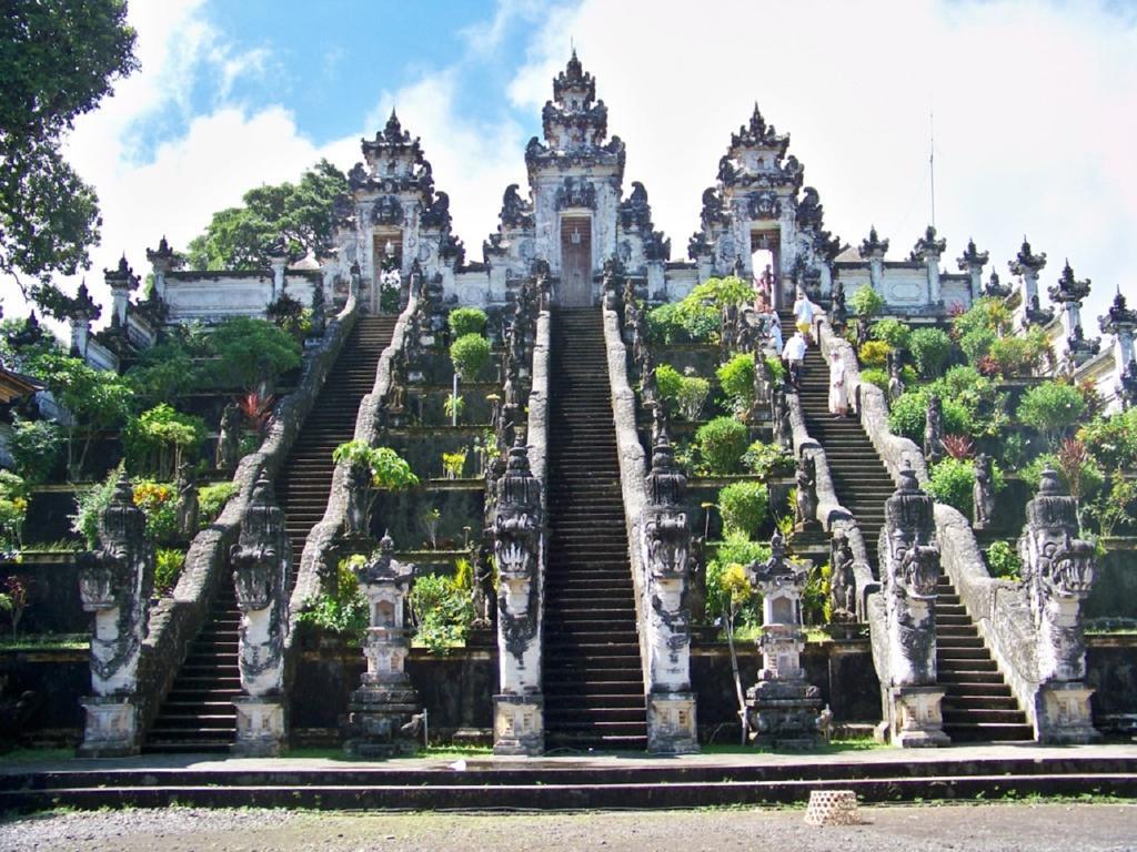 Bukit Asri Lodge Seraya Dış mekan fotoğraf